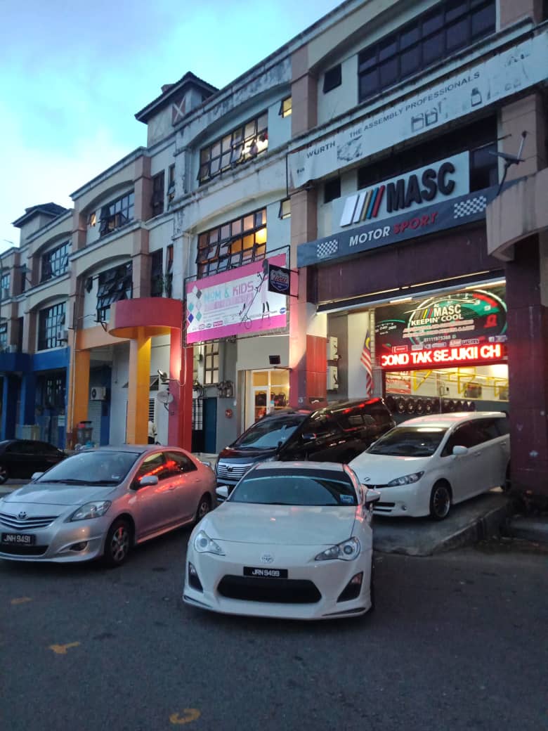 Peluang Pemilikan Perniagaan dalam Bidang Automotive Service & Education