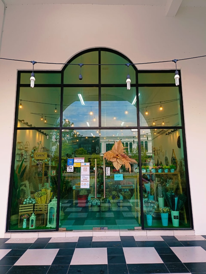 Bisnes untuk dijual di Eco Majestic Semenyih