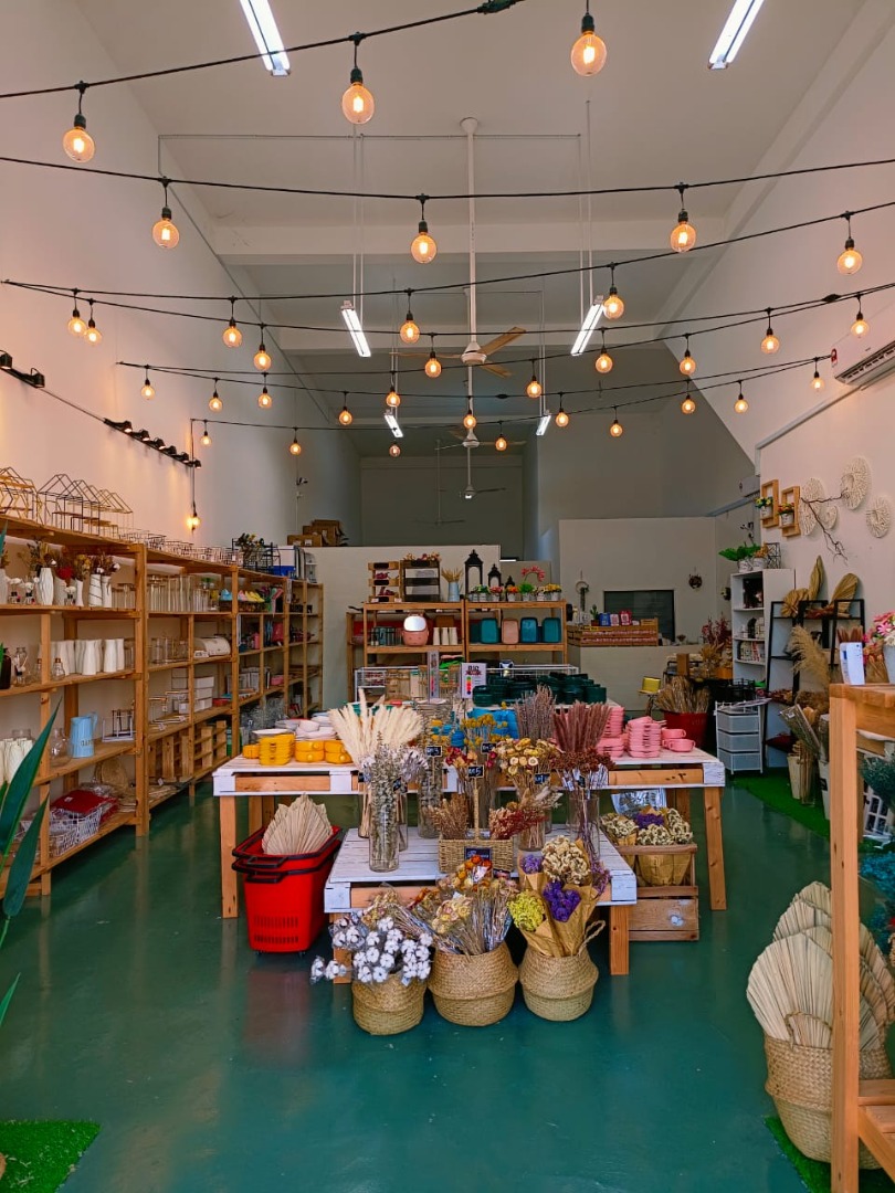 Bisnes untuk dijual di Eco Majestic Semenyih