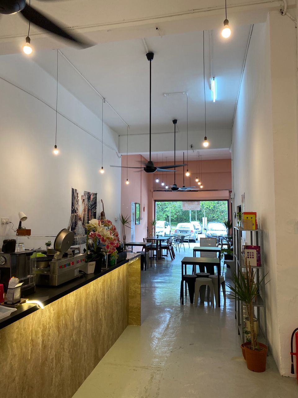 Restoran di Subang Bestari Untuk Dijual