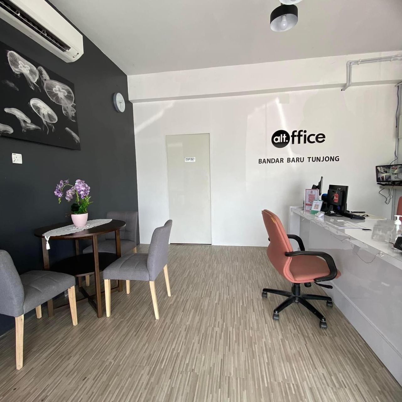 Ruang Pejabat Untuk Dijual di Tunjong, Kota Bharu Kelantan